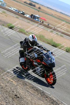 media/Sep-24-2022-TrackXperience (Sat) [[08127a19bf]]/Intermediate Group/session 3 turn 11/